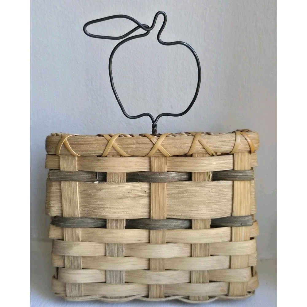 The Unbranded Brand vintage woven